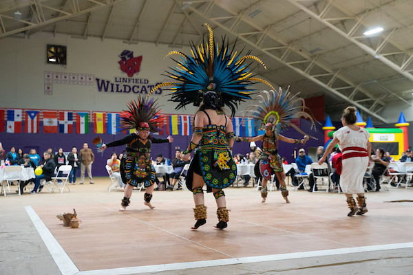 dance performance at Linfield's 2019 Hispanic Heritage Celebracion