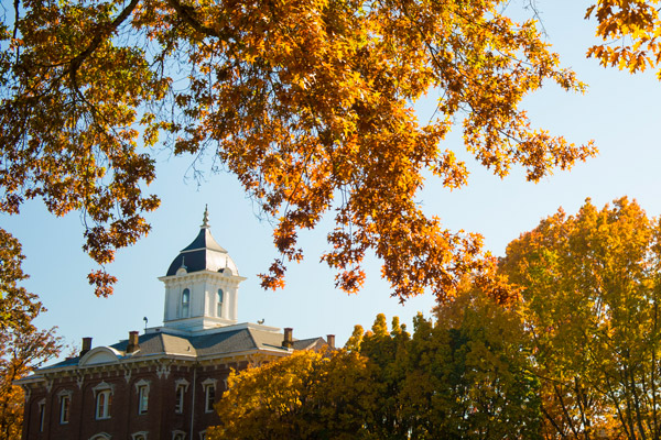 Pioneer hall in the summer.