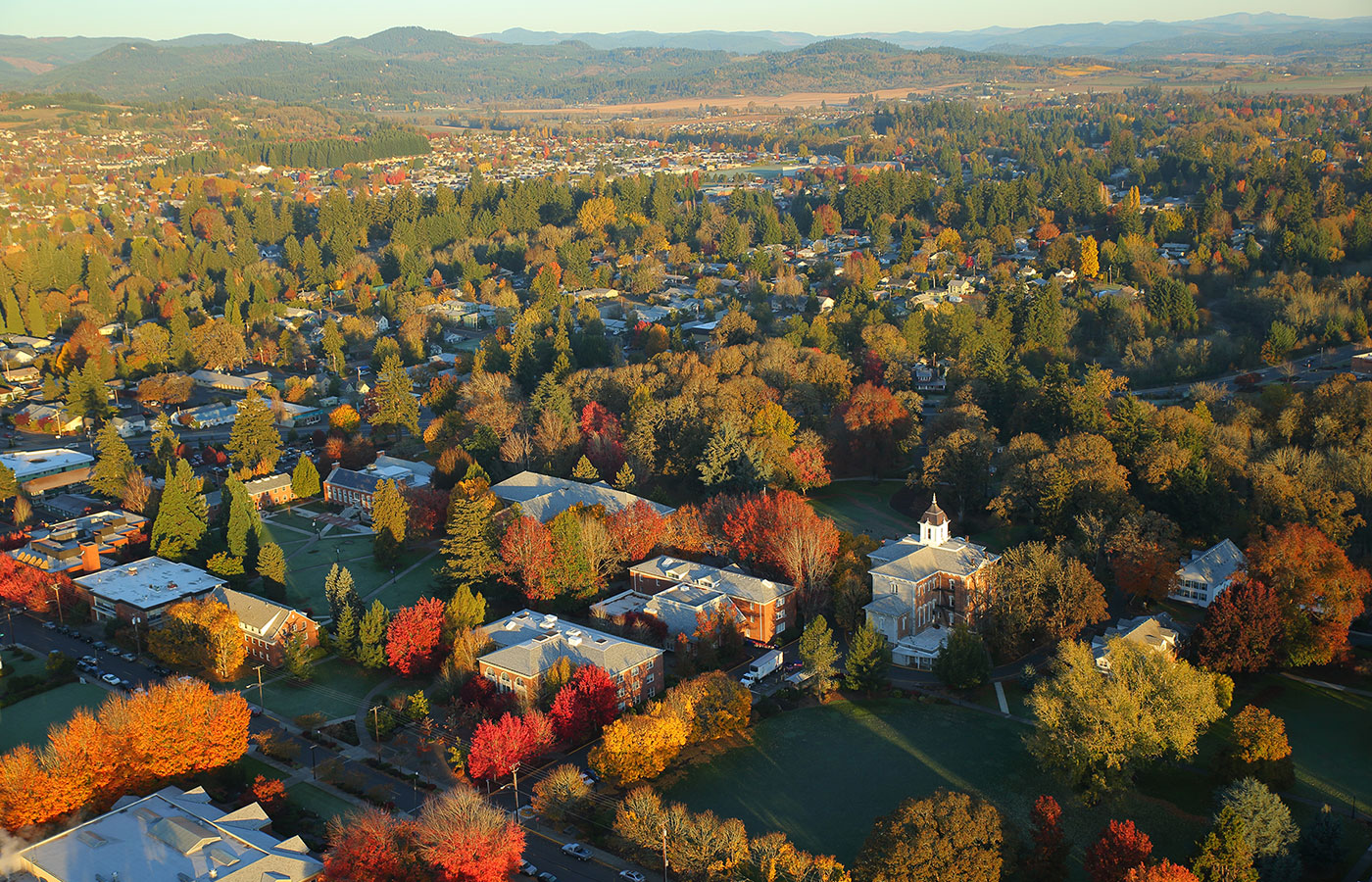 Aerial picture of Linfield's McMinnville campus