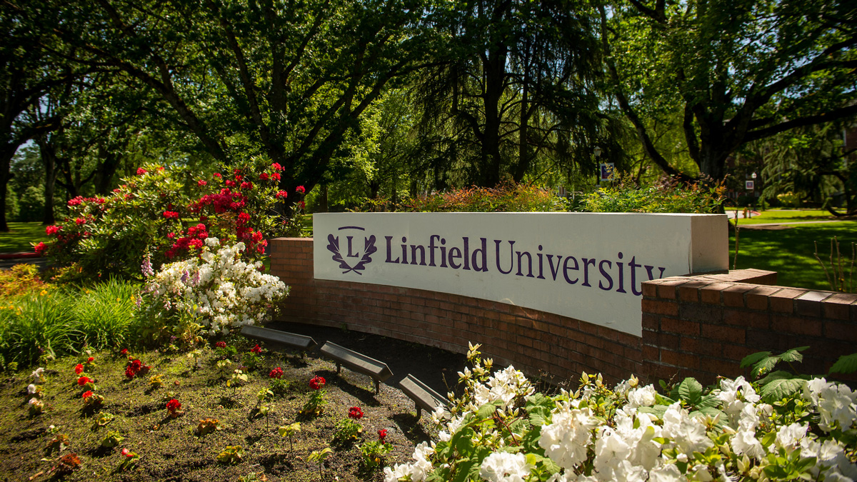 Linfield University entrance monument