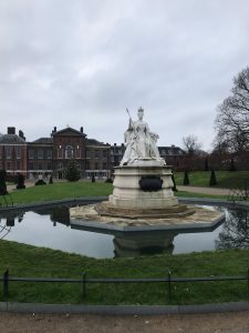 Queen Victoria statue in Kensington Gardens